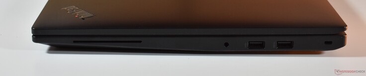 certo: Leitor de cartão inteligente, áudio de 3,5 mm, USB-A 2.0, USB A 3.2 Gen 1, trava Kensington