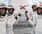 O novo traje espacial de Atividade Extraveicular (EVA) (imagem: SpaceX)