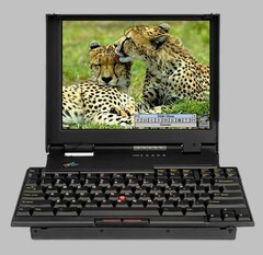 ThinkPad Butterfly: A Lenovo pode trazer de volta o teclado ThinkPad dobrável (fonte da foto: pc.ibm.com)