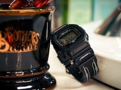 O Casio G-Shock x Mr. Brothers Cut Club DW-5600X é um relógio de edição limitada. (Fonte da imagem: Mr. Brothers Cut Club)