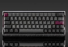 Teaser de lançamento do Iqunix EV63