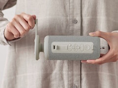 O Crankspeaker all-in-one da Rhythm não requer energia externa para operar seu banco de energia, rádio, luzes e alto-falante sem fio. (Fonte da imagem: Rhythm)
