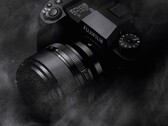 A Fujifilm X-H2 aqui retratada receberá uma sucessora mais potente no próximo ano.