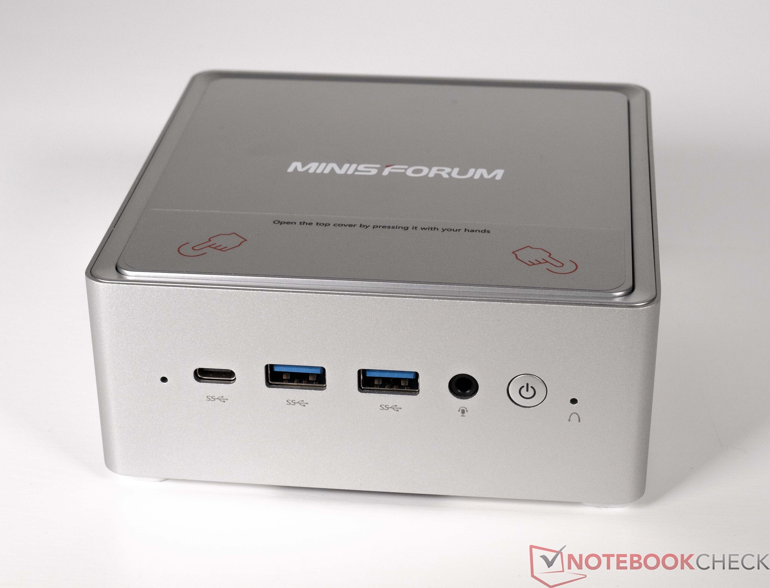 Análise do Minisforum Venus Series NAB6: O elegante mini PC com um
