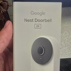 A próxima Nest Doorbell provavelmente estará disponível em mais do que a única opção de cor Snow mostrada aqui. (Fonte da imagem: u/one2zerojigawat)