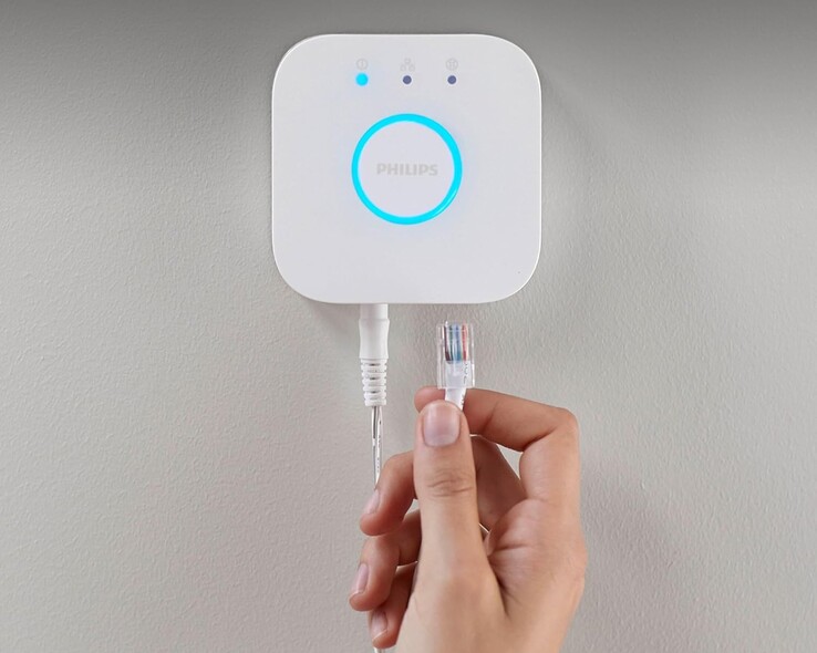 O Philips Hue Bridge v3 seria o sucessor do Hue Bridge v2 (foto). (Fonte da imagem: Philips Hue)