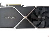 A RTX 4090 Founders Edition possui 16.384 núcleos CUDA e 24 GB de VRAM.