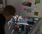 Jason à procura de uma bebida no frigorífico em GTA 6.