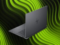O OmniBook Ultra 16 está disponível numa única opção de cor e tem 15,73 mm de espessura.