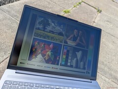 Ao ar livre, sob a luz do sol