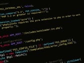 Código-fonte PHP em uma tela escura