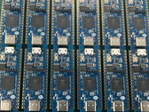 O PINE64 Ox64 é aproximadamente tão grande quanto o Raspberry Pi Pico W. (Fonte da imagem: PINE64)
