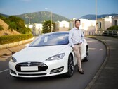 O proprietário típico da Tesla é um jovem engenheiro abastado (imagem: Tesla)