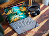 Há rumores de que o Surface Pro 9 receberá uma atualização "Intel 14ª geração" no final deste trimestre, o modelo atual é retratado. (Fonte da imagem: Notebookcheck)