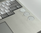 Laptop Campus DIY com teclado mecânico e mostradores personalizáveis