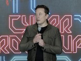 Elon Musk apresenta três novos Teslas na reunião anual de acionistas da Tesla. (Fonte: Tesla via YouTube)