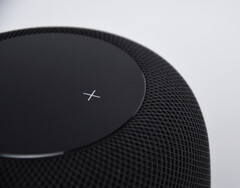 O HomePod 3 pode usar seu elemento superior para mais do que apenas controles de reprodução e volume. (Fonte da imagem: Przemyslaw Marczynski)