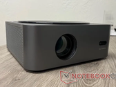 Análise prática do Ultimea Apollo P40 LCD: Projetor de negócios brilhante e inteligente
