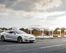 Algumas das maiores estações de Supercharger receberão fundos públicos (imagem: Tesla)