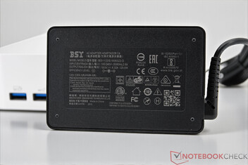 Geekom A7 Max com fonte de alimentação (19 V; 6,32 A)