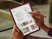 O Kindle Scribe Colorsoft é o maior Kindle com tela colorida. (Fonte da imagem: Amazon)