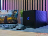 Dispositivos como o Gigabyte Aorus RTX 4090 Gaming Box prometem mais desempenho para dispositivos compactos, mas a realidade é mais complicada. (Fonte da imagem: Notebookcheck)