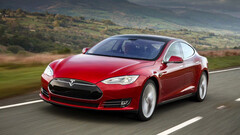 O OG Model S sofreu com falhas na bateria (imagem: Tesla)
