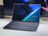 Análise do Asus ExpertBook B5 B5605: Com Arrow Lake e tela de 144 Hz para o andar executivo?