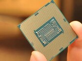 Os processadores Alder Lake-T parecem ser um ótimo ajuste para mini PCs resfriados por passivação. (Fonte de imagem: Phoronix)