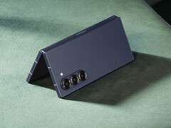 O Galaxy Z Fold6 deve ser um dos primeiros na fila para o One UI 8 neste verão. (Fonte da imagem: Samsung)