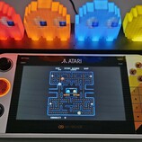 O Atari Gamestation Go oferece jogos retrô compactos com suporte oficial completo. (Fonte da imagem: Marc Zander, Notebookcheck)