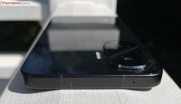 Top: microfone