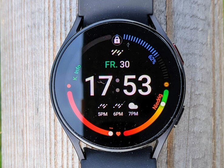 O case da Samsung Galaxy Watch5 é feito de alumínio