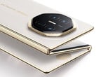 O Mate XTs da Huawei parece ser um pouco mais fino do que o modelo do ano passado. (Fonte da imagem: Huawei)