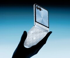 A Motorola aparentemente está trabalhando em um telefone flip com cristais Swarovski (Fonte da imagem: Ytechb)