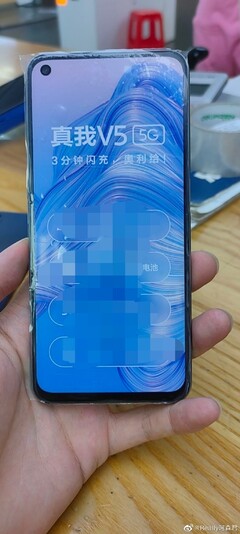 Eis nosso primeiro olhar sobre o Realme V5 (imagem via Weibo)