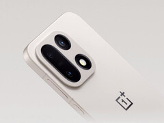 Espera-se que o OnePlus 15 seja acompanhado por um irmão menor em breve.