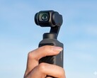 Imagem de marketing do DJI Osmo Pocket 4 (aprimorada).