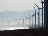 As turbinas eólicas às vezes fornecem muita eletricidade e depois pouca. (Imagem: pixabay/sonnydelrosario)