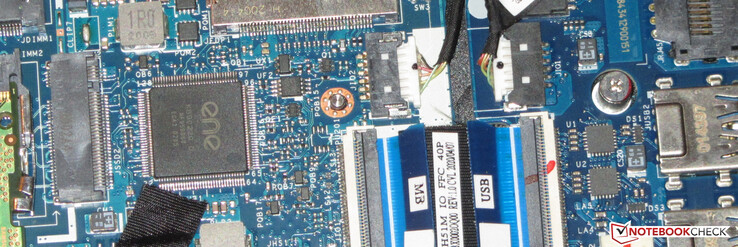 Um segundo SSD NVMe pode ser instalado.