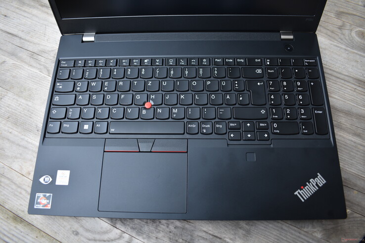 ThinkPad P15v G3: Área do teclado