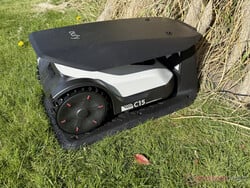 Eufy C15 em sua garagem