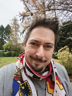 Selfie com o Tecno Slim 5G