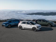 Todas as três versões do Kia Niro 2023 estarão à venda na América do Norte neste verão. (Fonte da imagem: Kia)