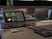 Não há nada melhor do que isso: o Pexarbolt Ultra é uma dock Thunderbolt 5 com tela sensível ao toque e, possivelmente, a seleção mais abrangente de portas do mercado.