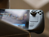 É provável que o Steam Deck persista com um display IPS até a chegada de um modelo de próxima geração. (Fonte de imagem: Petar Vukobrat)