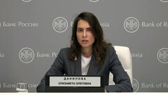 Elizaveta Danilova, chefe do Departamento de Estabilidade Financeira do Banco da Rússia (imagem: webcast da RCB)