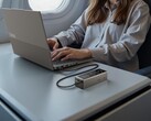 O Laptop Power Bank de 140W da Lenovo (foto) foi visto na Amazon US. (Fonte da imagem: Lenovo)