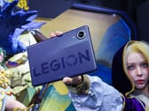 Parece que o tablet será capaz de rodar jogos para dispositivos móveis com fluidez. Na foto: uma imagem da apresentação do tablet na ChinaJoy.