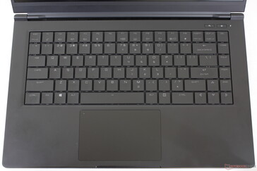 Todas as teclas são mecânicas ópticas aqui, em contraste com o teclado no Alienware x15 onde suas teclas de Funções não são